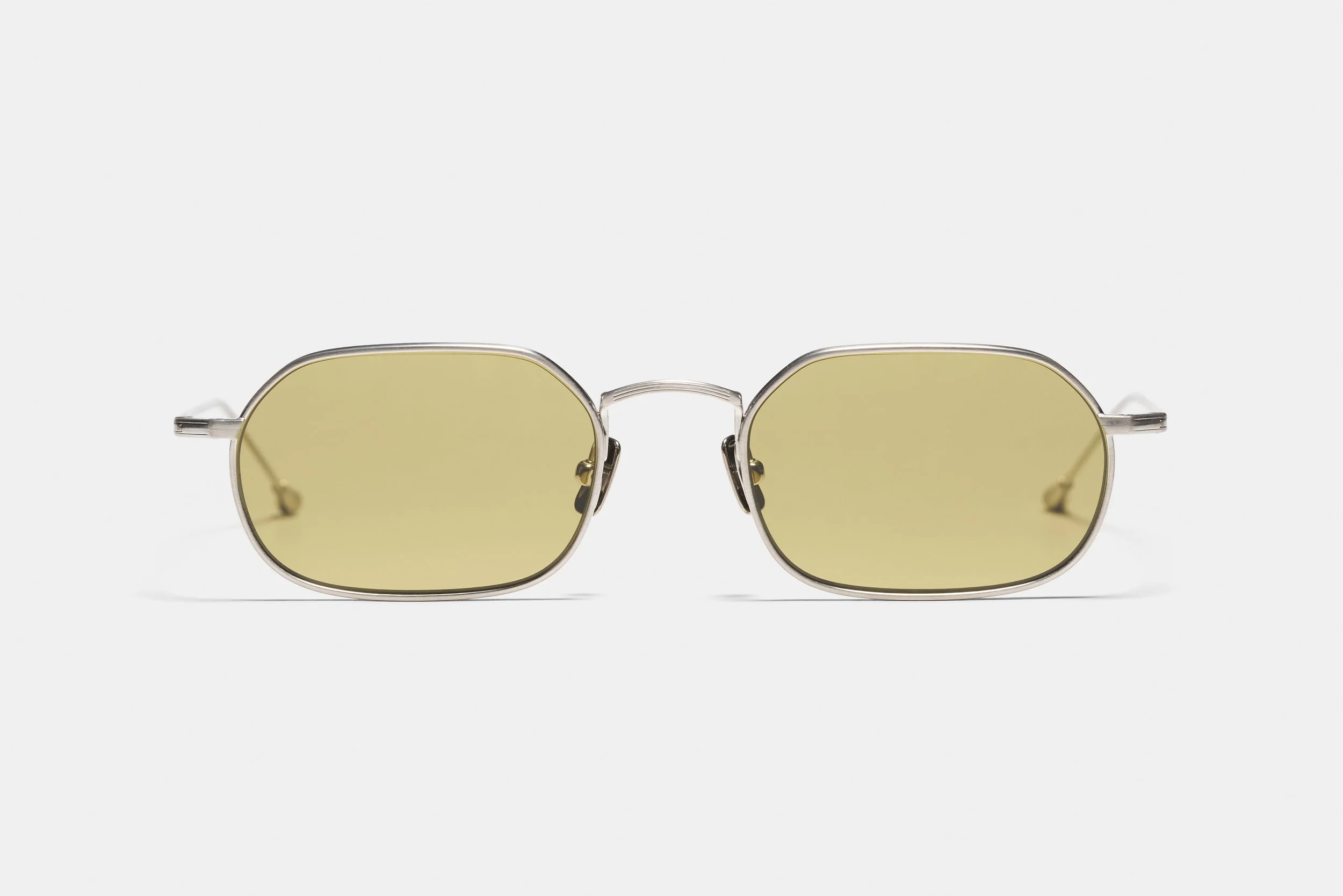 小物 Peter and may akira l'Atelier Eyewear Toronto
